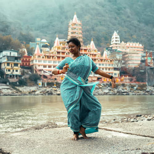 Yoga School In Rishikesh